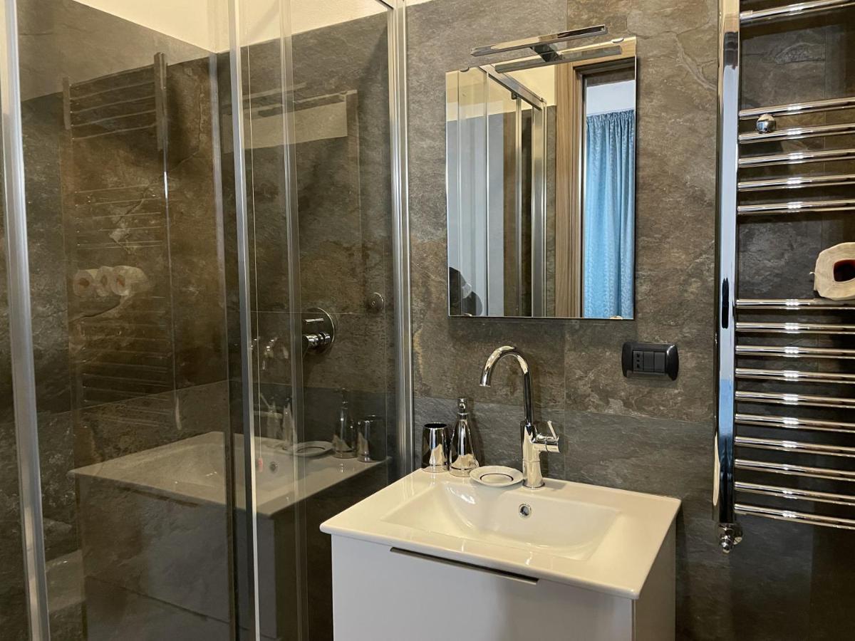 Poste Regie - Milan Guest House ภายนอก รูปภาพ