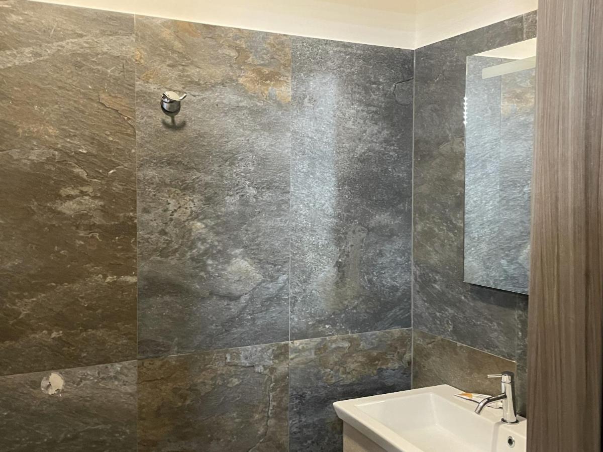 Poste Regie - Milan Guest House ภายนอก รูปภาพ